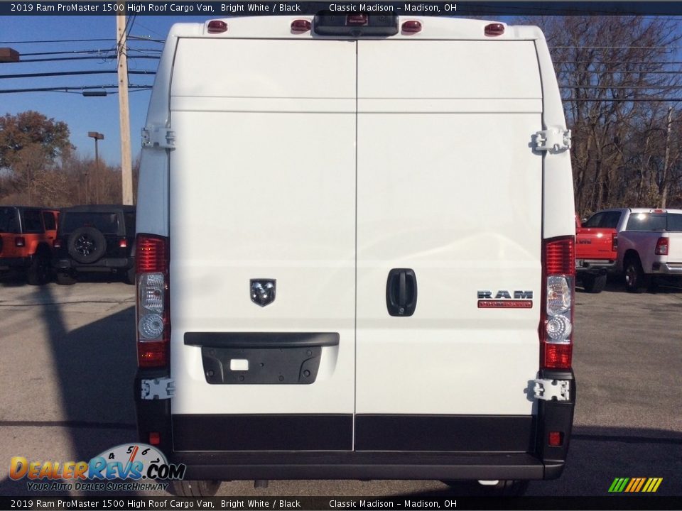 2019 Ram ProMaster 1500 High Roof Cargo Van Bright White / Black Photo #8