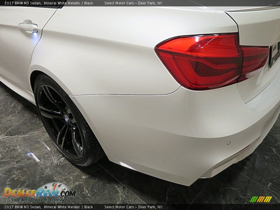 2017 BMW M3 Sedan Mineral White Metallic / Black Photo #7