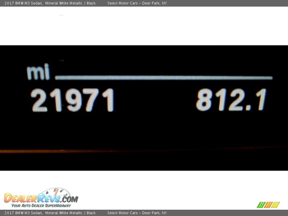 2017 BMW M3 Sedan Mineral White Metallic / Black Photo #30