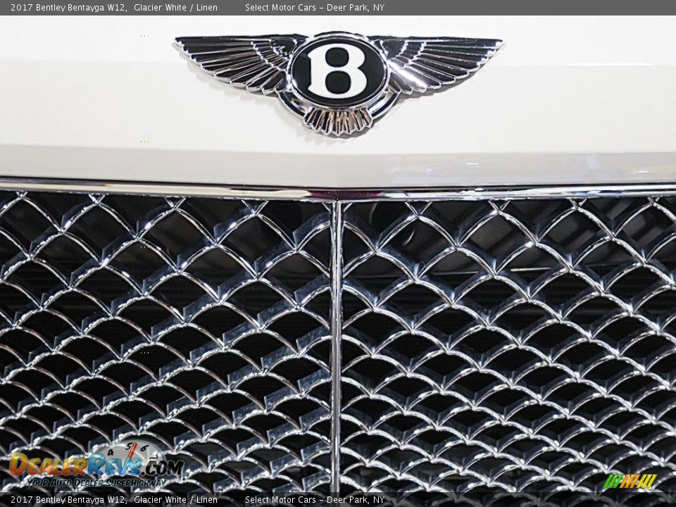 2017 Bentley Bentayga W12 Glacier White / Linen Photo #16