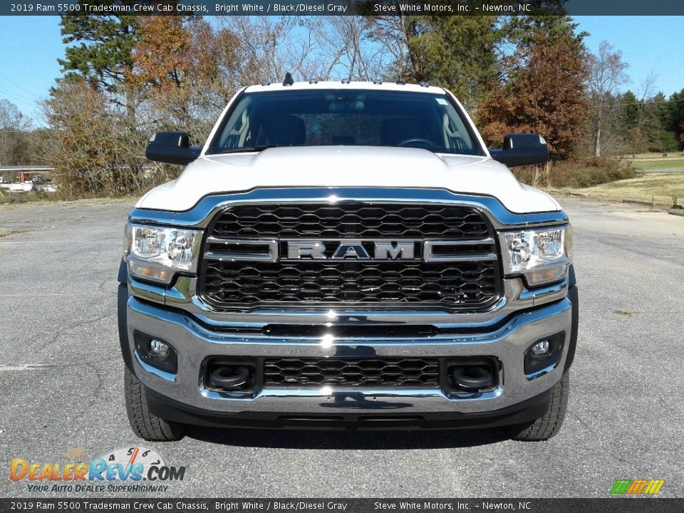 2019 Ram 5500 Tradesman Crew Cab Chassis Bright White / Black/Diesel Gray Photo #3