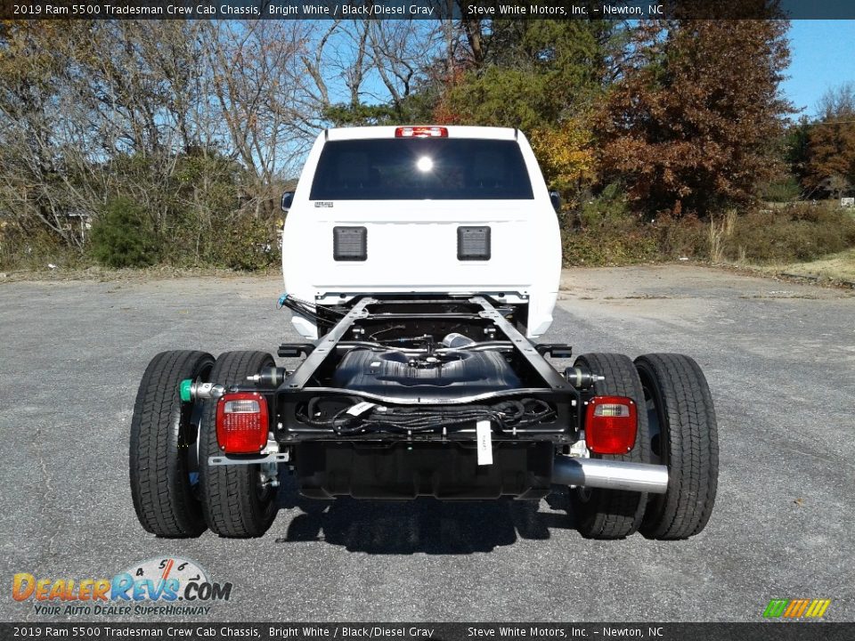 2019 Ram 5500 Tradesman Crew Cab Chassis Bright White / Black/Diesel Gray Photo #7