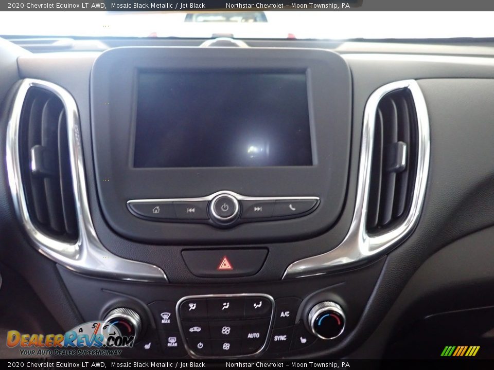 2020 Chevrolet Equinox LT AWD Mosaic Black Metallic / Jet Black Photo #17