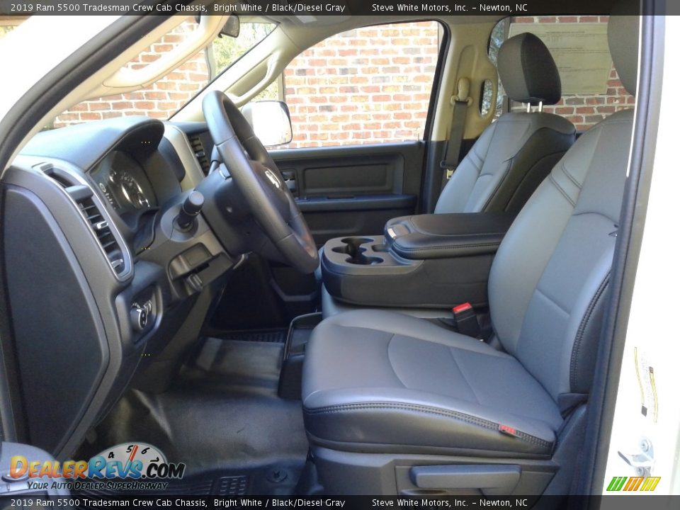 2019 Ram 5500 Tradesman Crew Cab Chassis Bright White / Black/Diesel Gray Photo #10
