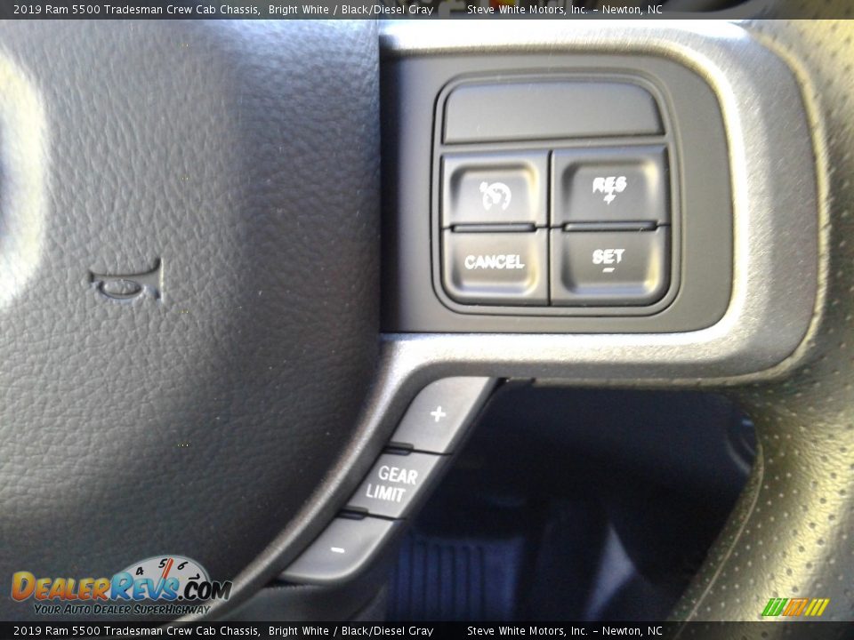 2019 Ram 5500 Tradesman Crew Cab Chassis Bright White / Black/Diesel Gray Photo #16