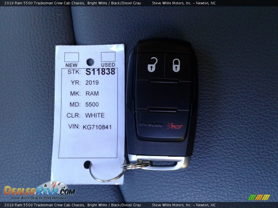 2019 Ram 5500 Tradesman Crew Cab Chassis Bright White / Black/Diesel Gray Photo #22