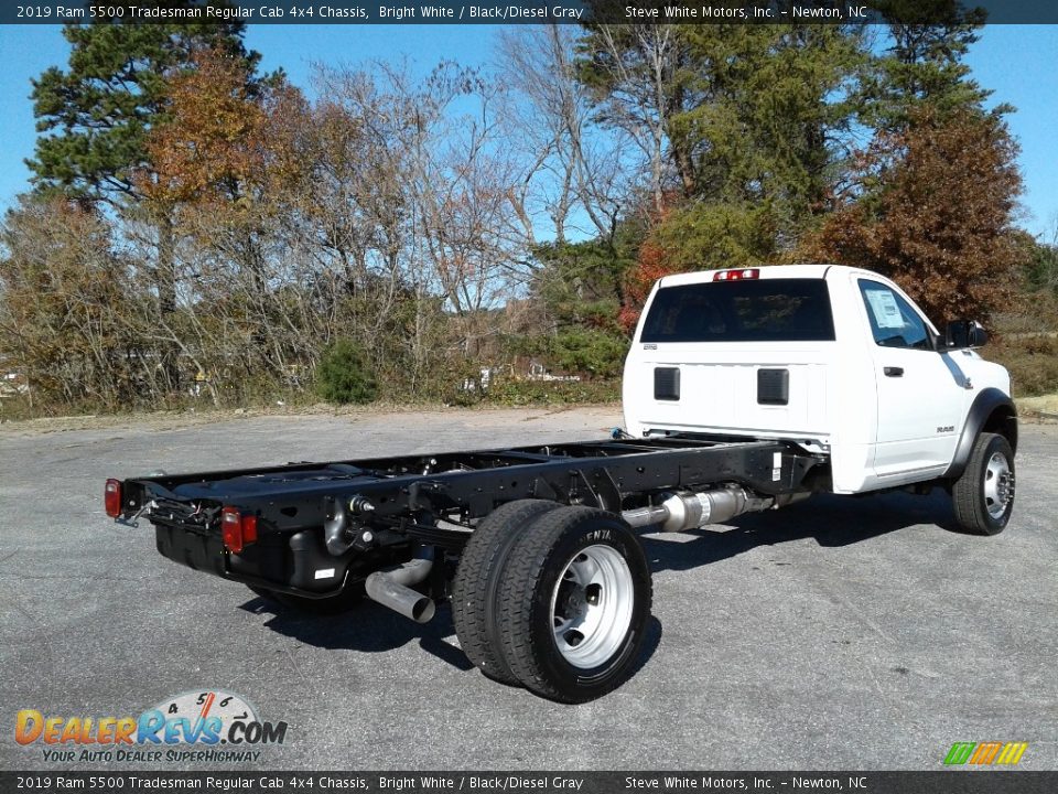 2019 Ram 5500 Tradesman Regular Cab 4x4 Chassis Bright White / Black/Diesel Gray Photo #6