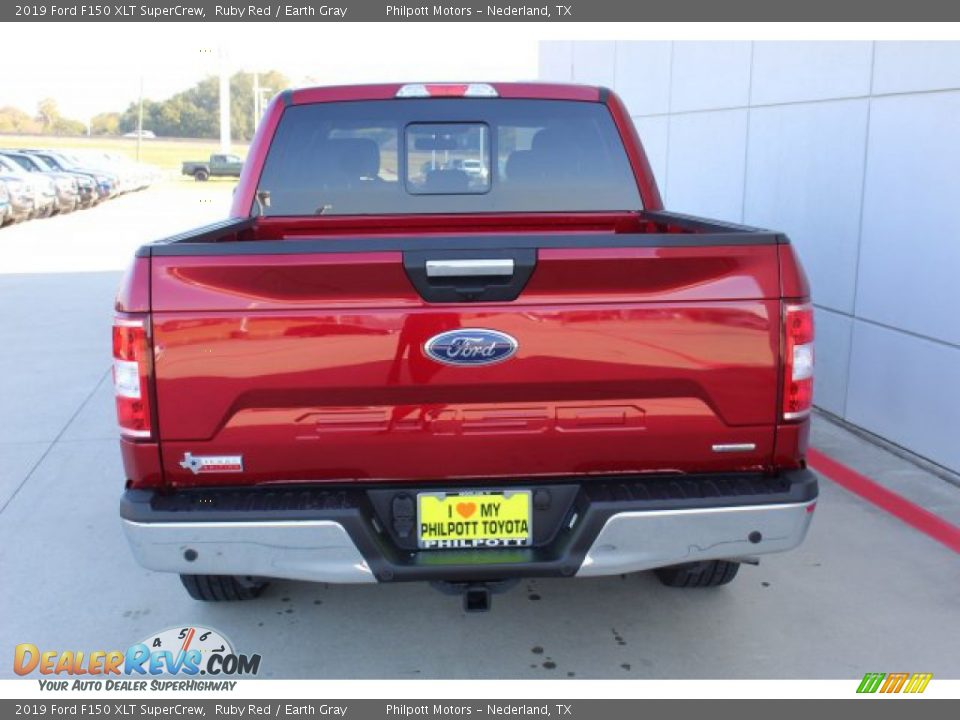2019 Ford F150 XLT SuperCrew Ruby Red / Earth Gray Photo #10