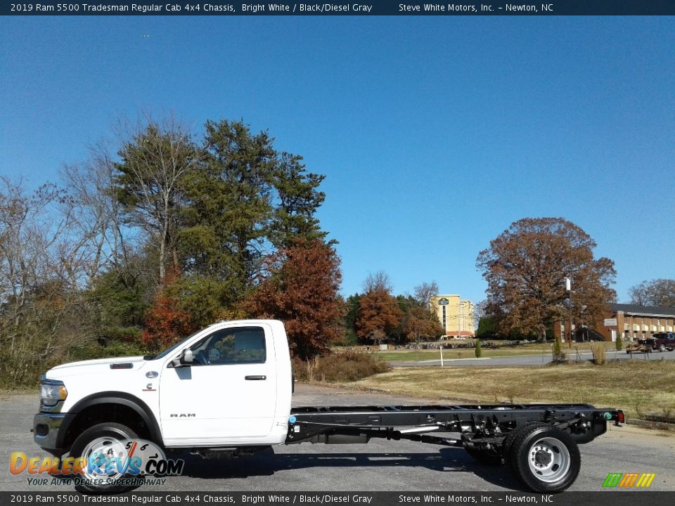2019 Ram 5500 Tradesman Regular Cab 4x4 Chassis Bright White / Black/Diesel Gray Photo #1