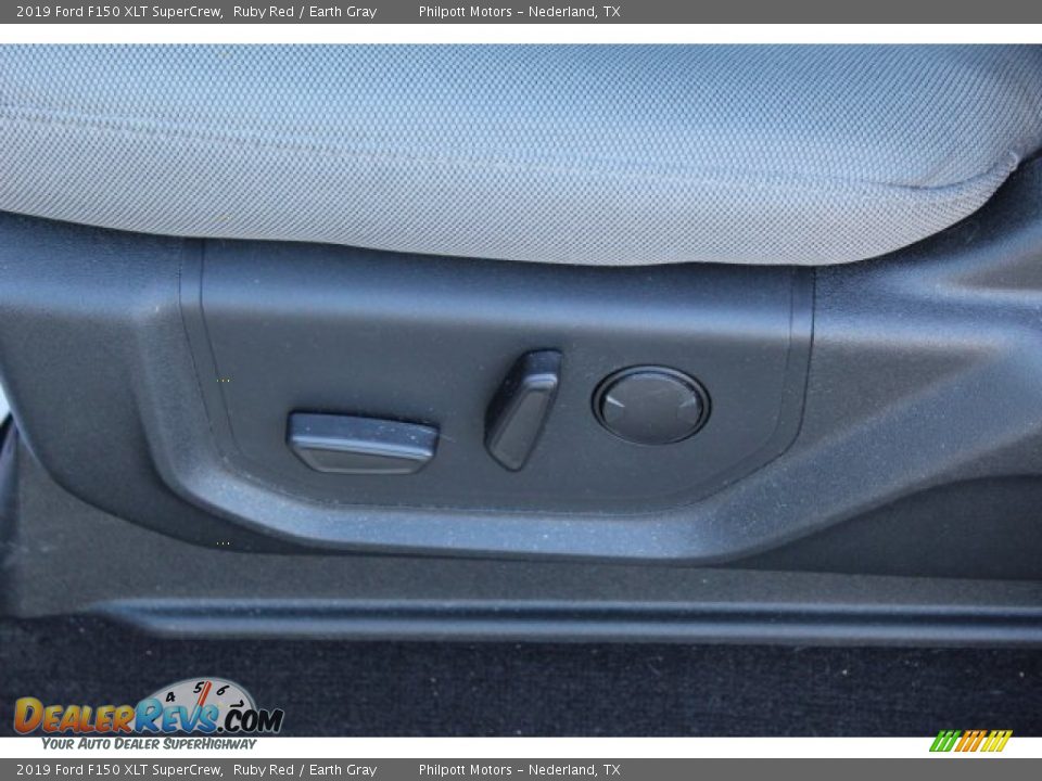 2019 Ford F150 XLT SuperCrew Ruby Red / Earth Gray Photo #14