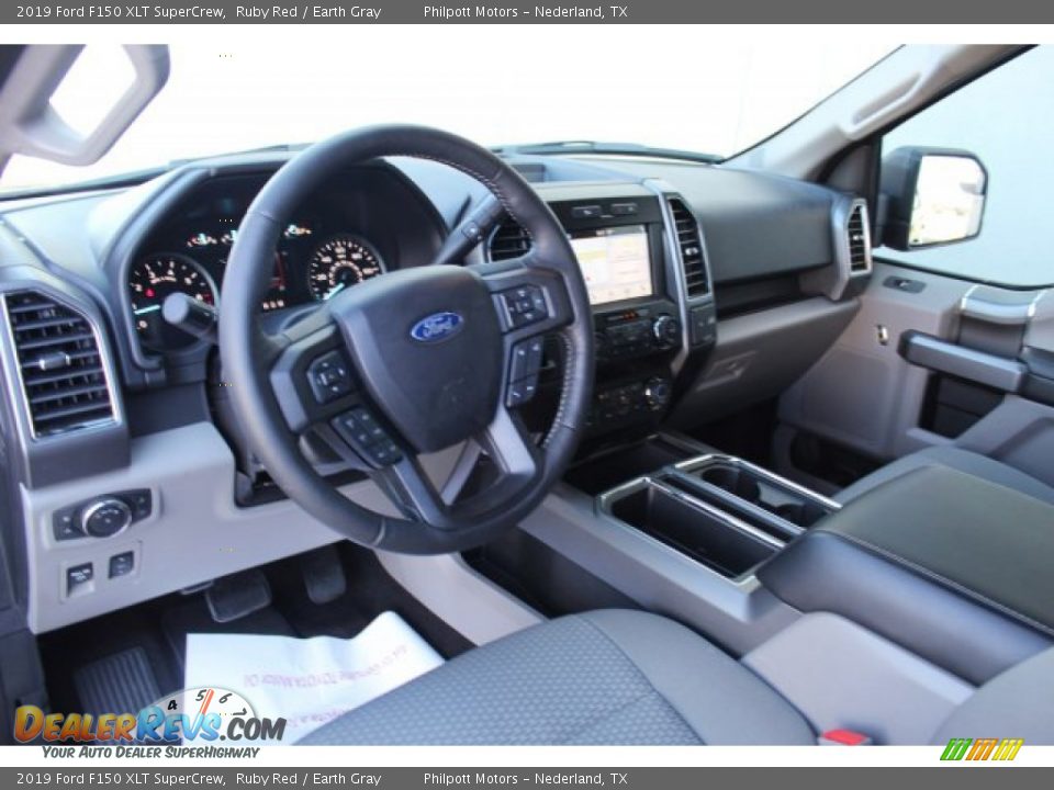 2019 Ford F150 XLT SuperCrew Ruby Red / Earth Gray Photo #24