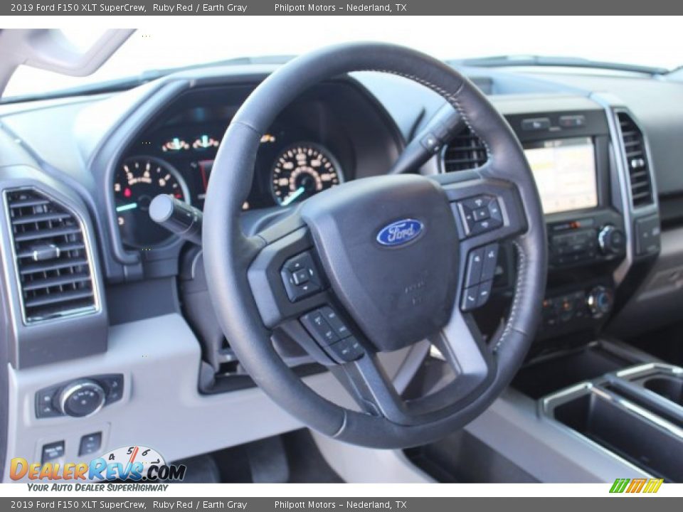 2019 Ford F150 XLT SuperCrew Ruby Red / Earth Gray Photo #25