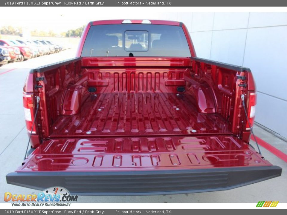 2019 Ford F150 XLT SuperCrew Ruby Red / Earth Gray Photo #26