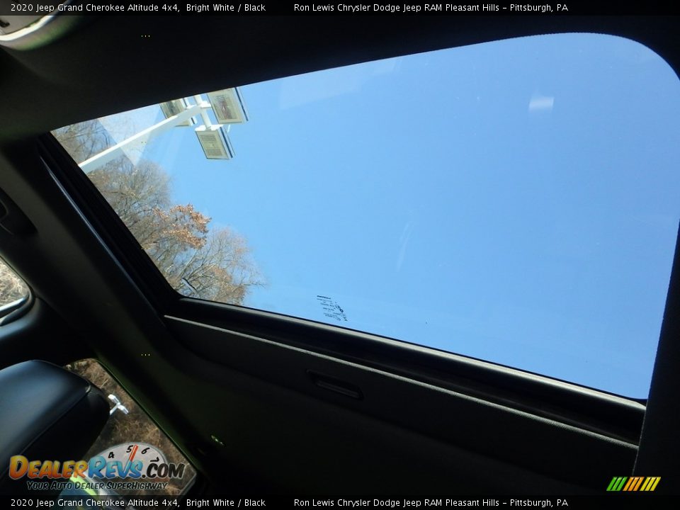 2020 Jeep Grand Cherokee Altitude 4x4 Bright White / Black Photo #19