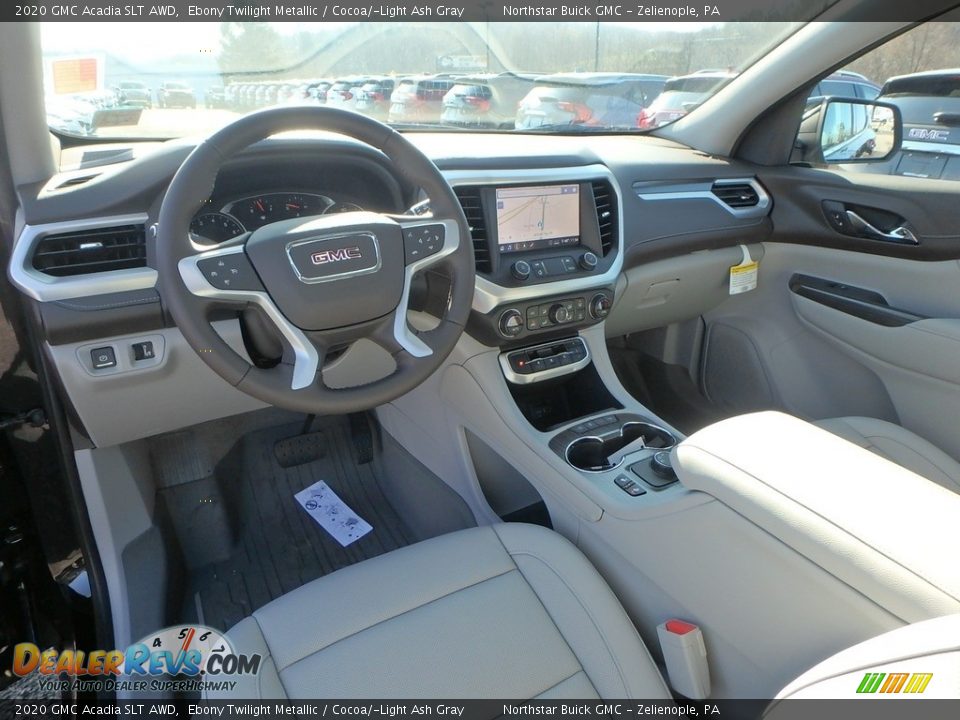 Dashboard of 2020 GMC Acadia SLT AWD Photo #16