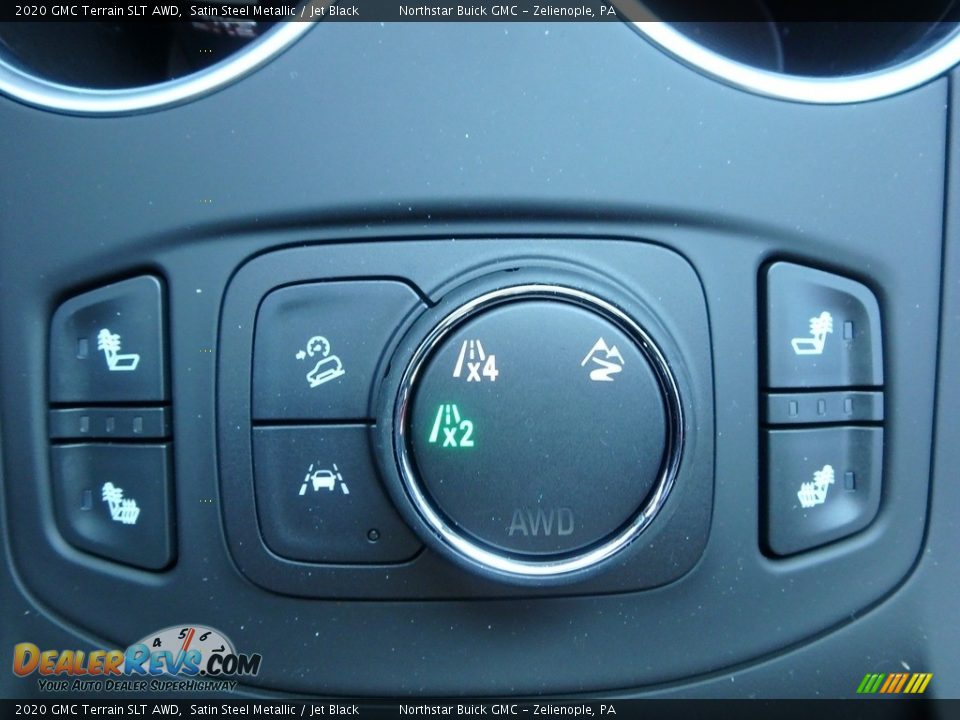 Controls of 2020 GMC Terrain SLT AWD Photo #19