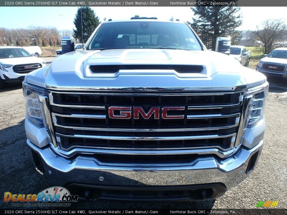2020 GMC Sierra 2500HD SLT Crew Cab 4WD Quicksilver Metallic / Dark Walnut/­Slate Photo #2