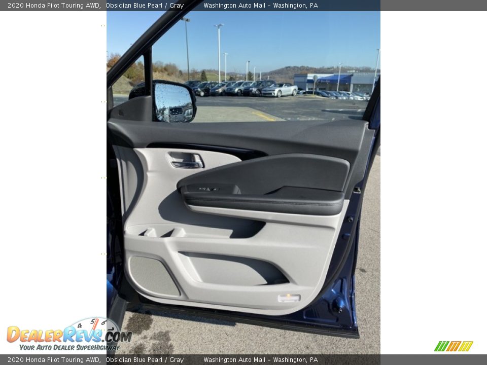 2020 Honda Pilot Touring AWD Obsidian Blue Pearl / Gray Photo #35
