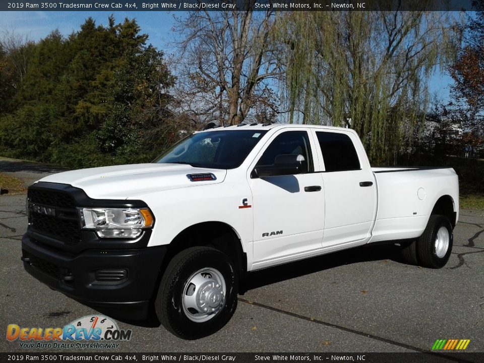 2019 Ram 3500 Tradesman Crew Cab 4x4 Bright White / Black/Diesel Gray Photo #2