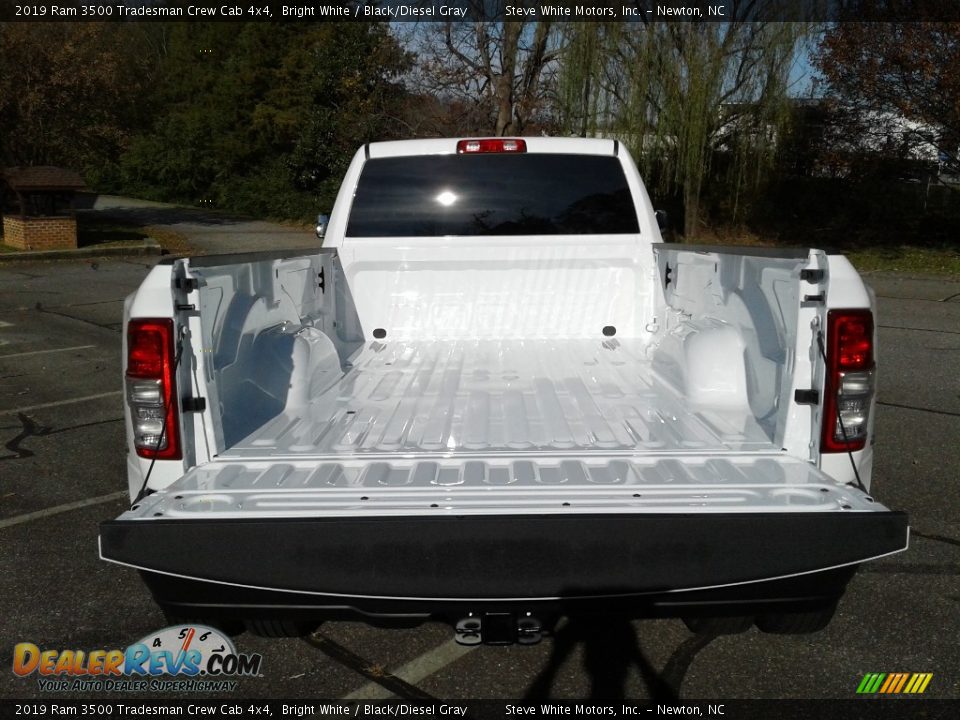 2019 Ram 3500 Tradesman Crew Cab 4x4 Bright White / Black/Diesel Gray Photo #12