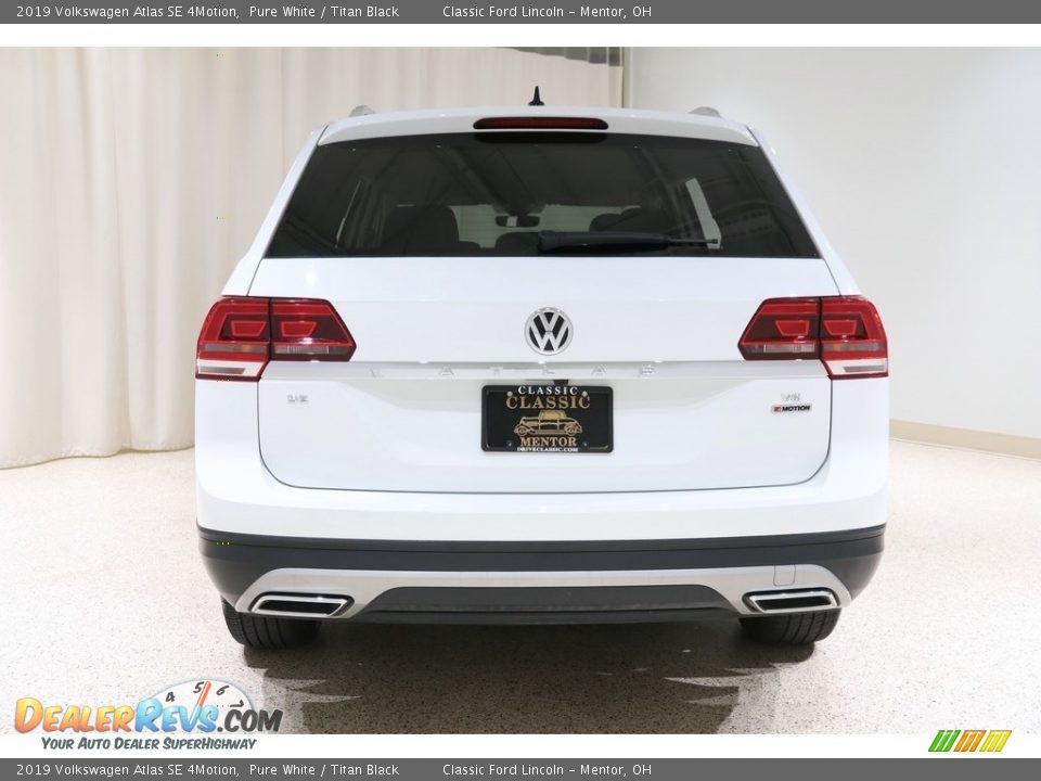 2019 Volkswagen Atlas SE 4Motion Pure White / Titan Black Photo #18