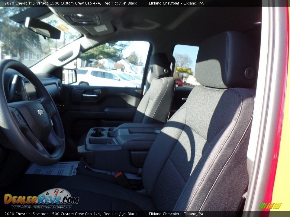2020 Chevrolet Silverado 1500 Custom Crew Cab 4x4 Red Hot / Jet Black Photo #18