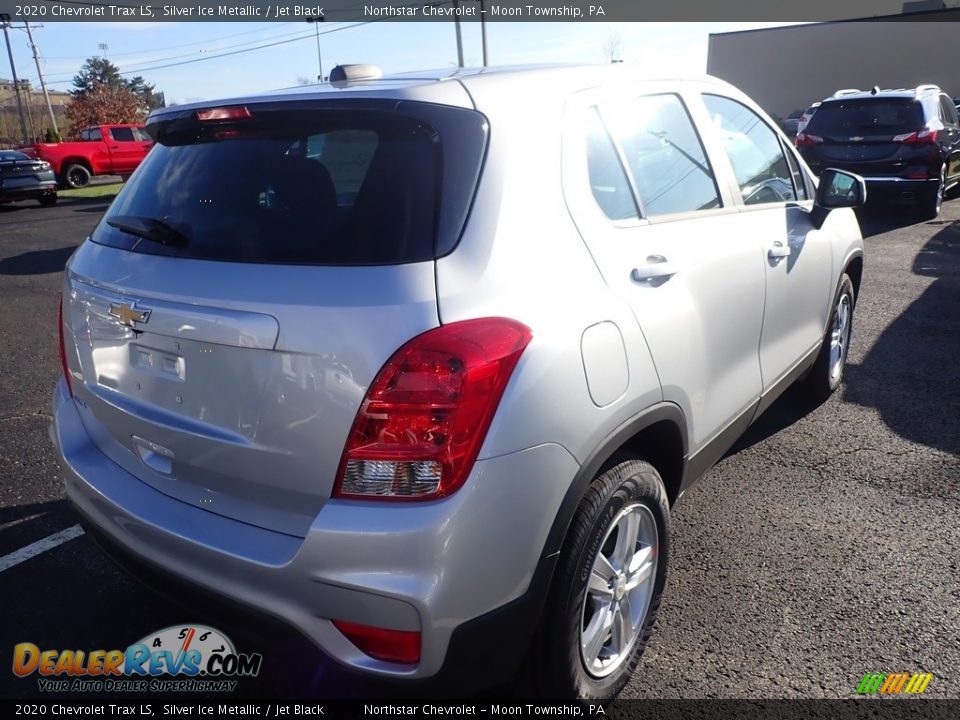 2020 Chevrolet Trax LS Silver Ice Metallic / Jet Black Photo #5