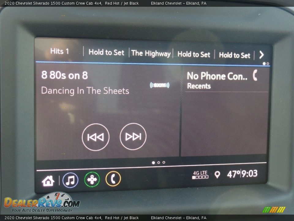 2020 Chevrolet Silverado 1500 Custom Crew Cab 4x4 Red Hot / Jet Black Photo #31