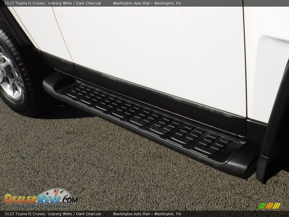 2013 Toyota FJ Cruiser Iceberg White / Dark Charcoal Photo #4