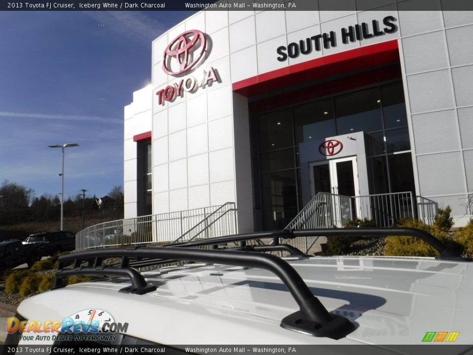 2013 Toyota FJ Cruiser Iceberg White / Dark Charcoal Photo #5