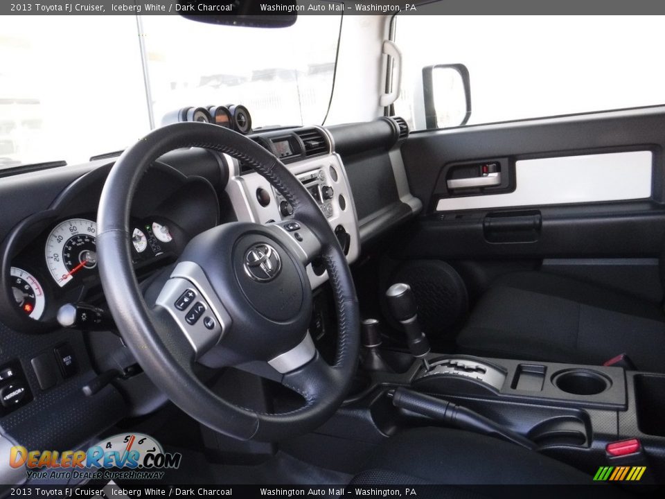 2013 Toyota FJ Cruiser Iceberg White / Dark Charcoal Photo #13