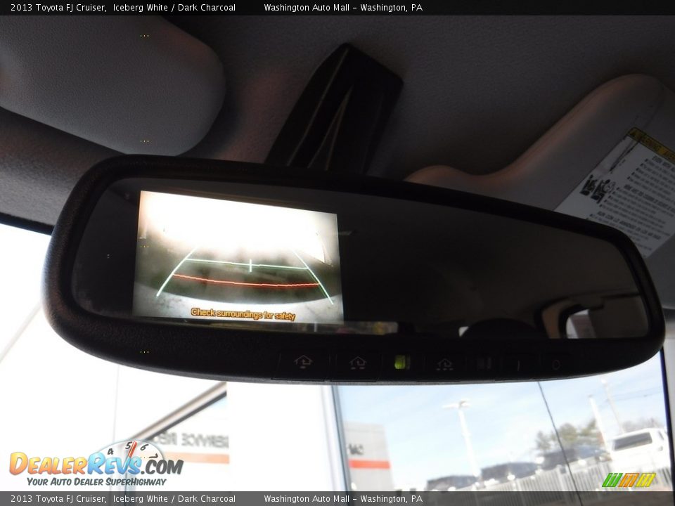 2013 Toyota FJ Cruiser Iceberg White / Dark Charcoal Photo #21