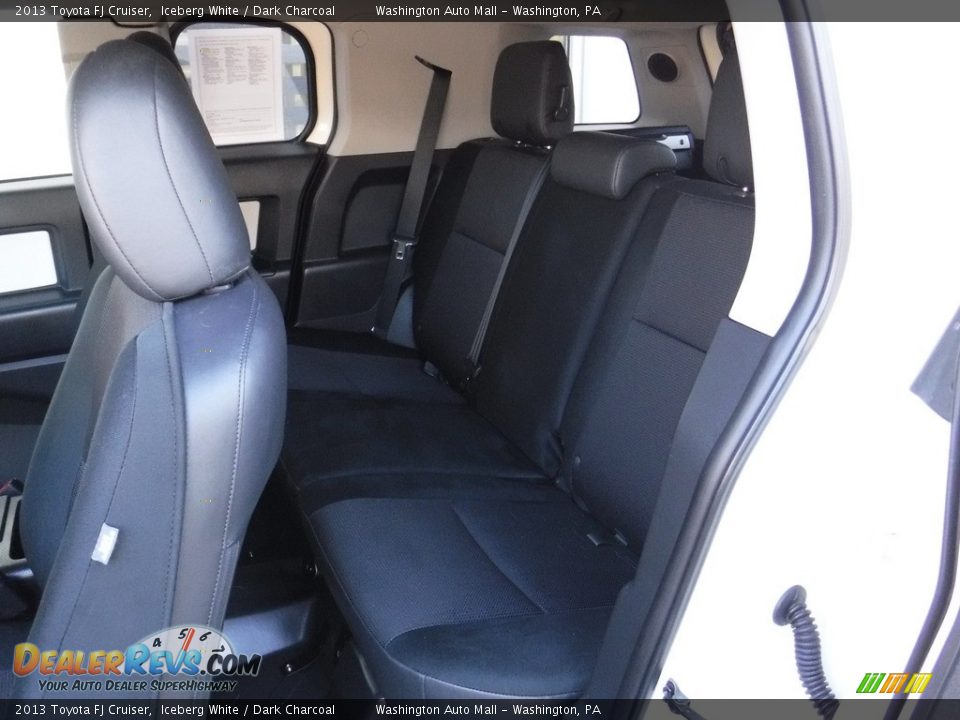 2013 Toyota FJ Cruiser Iceberg White / Dark Charcoal Photo #25