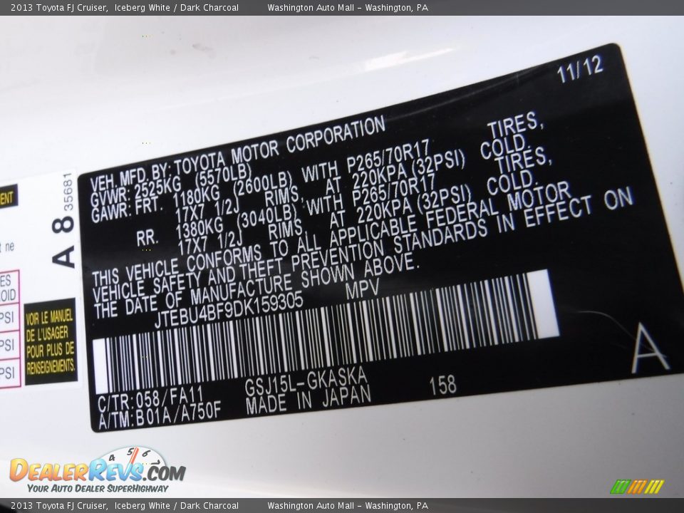 2013 Toyota FJ Cruiser Iceberg White / Dark Charcoal Photo #29