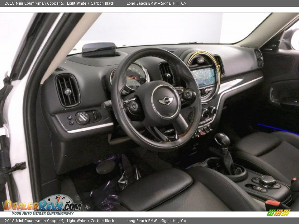 Dashboard of 2018 Mini Countryman Cooper S Photo #17