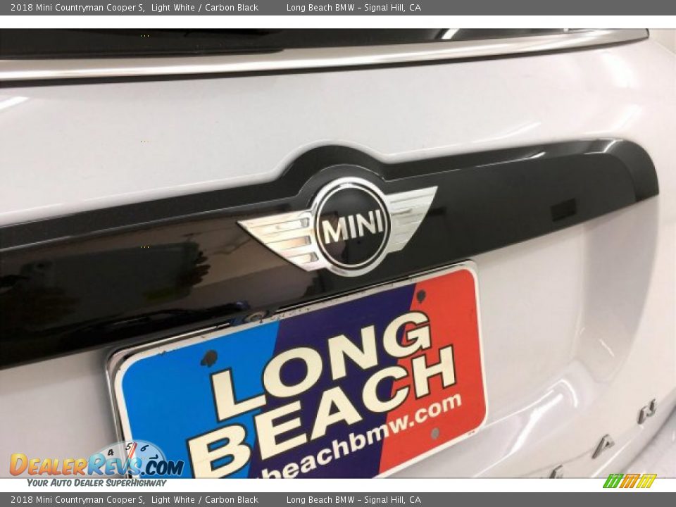 2018 Mini Countryman Cooper S Light White / Carbon Black Photo #23