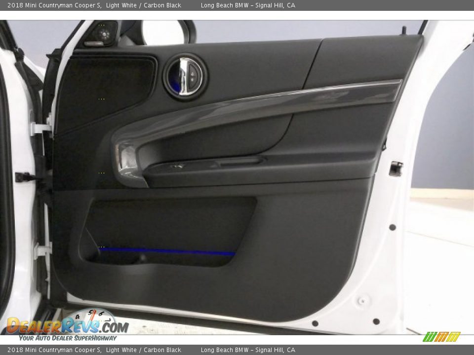 Door Panel of 2018 Mini Countryman Cooper S Photo #26
