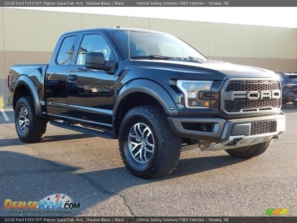 Front 3/4 View of 2018 Ford F150 SVT Raptor SuperCab 4x4 Photo #13