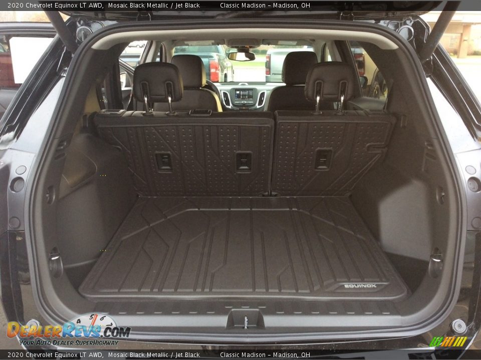 2020 Chevrolet Equinox LT AWD Mosaic Black Metallic / Jet Black Photo #22