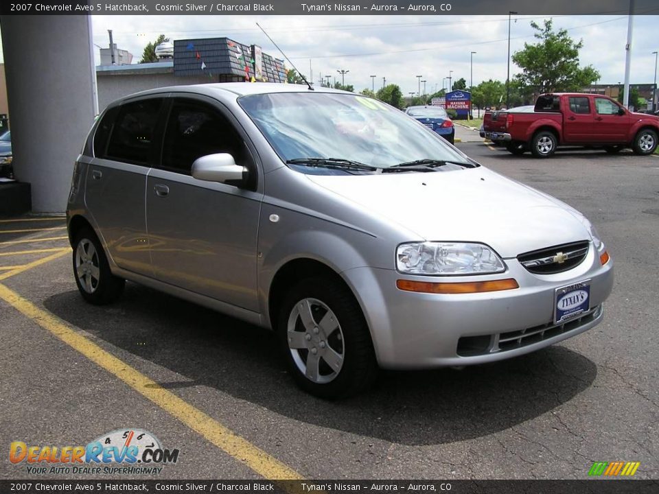 2007 Chevrolet Aveo 5 Hatchback Cosmic Silver / Charcoal Black Photo #3