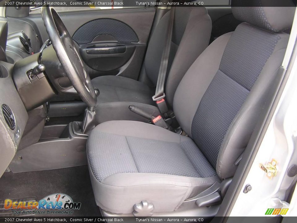 2007 Chevrolet Aveo 5 Hatchback Cosmic Silver / Charcoal Black Photo #7