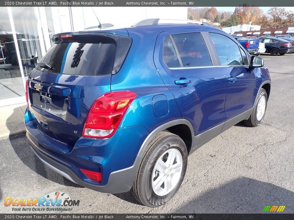 2020 Chevrolet Trax LT AWD Pacific Blue Metallic / Jet Black Photo #4