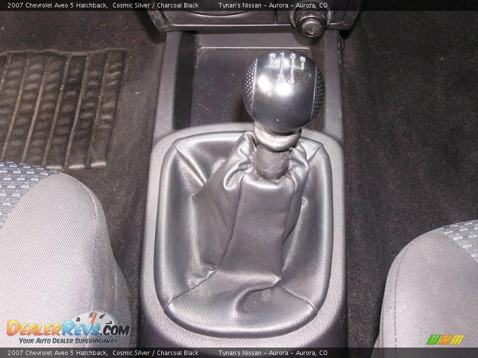 2007 Chevrolet Aveo 5 Hatchback Cosmic Silver / Charcoal Black Photo #11