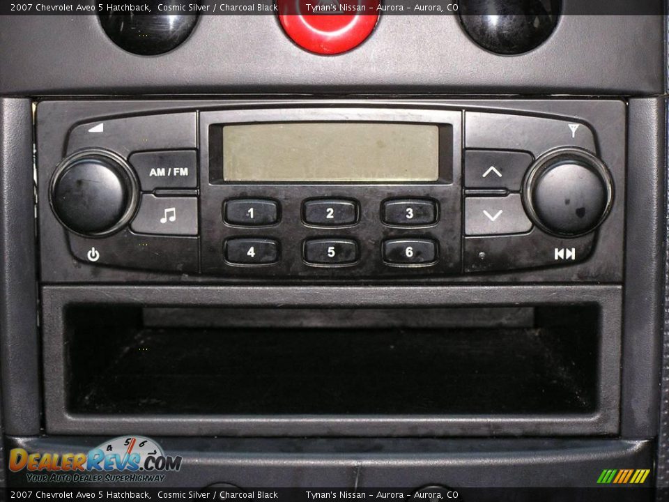 2007 Chevrolet Aveo 5 Hatchback Cosmic Silver / Charcoal Black Photo #12