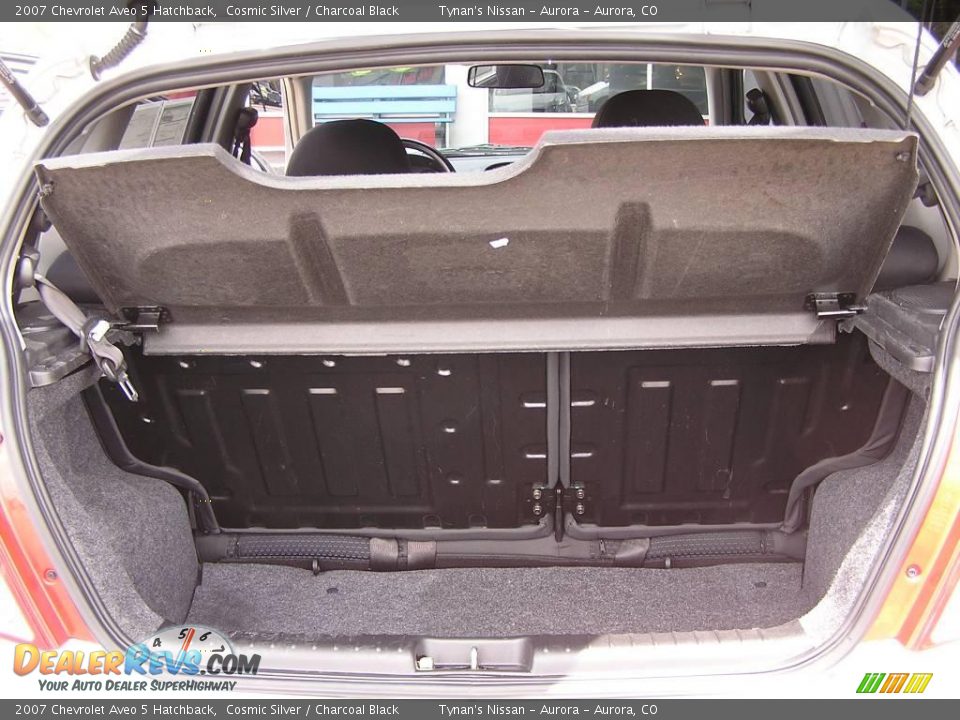 2007 Chevrolet Aveo 5 Hatchback Cosmic Silver / Charcoal Black Photo #14