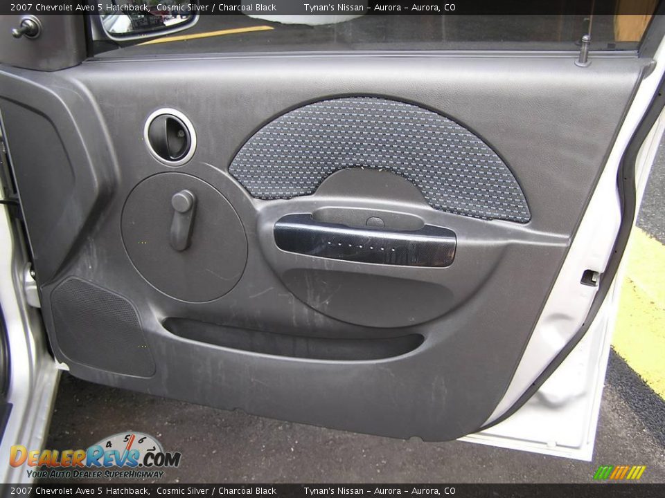 2007 Chevrolet Aveo 5 Hatchback Cosmic Silver / Charcoal Black Photo #15