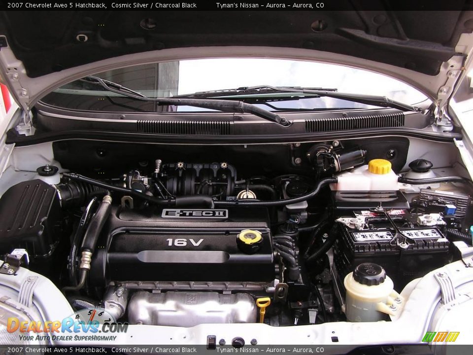 2007 Chevrolet Aveo 5 Hatchback Cosmic Silver / Charcoal Black Photo #18