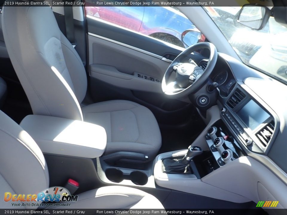 2019 Hyundai Elantra SEL Scarlet Red / Gray Photo #7