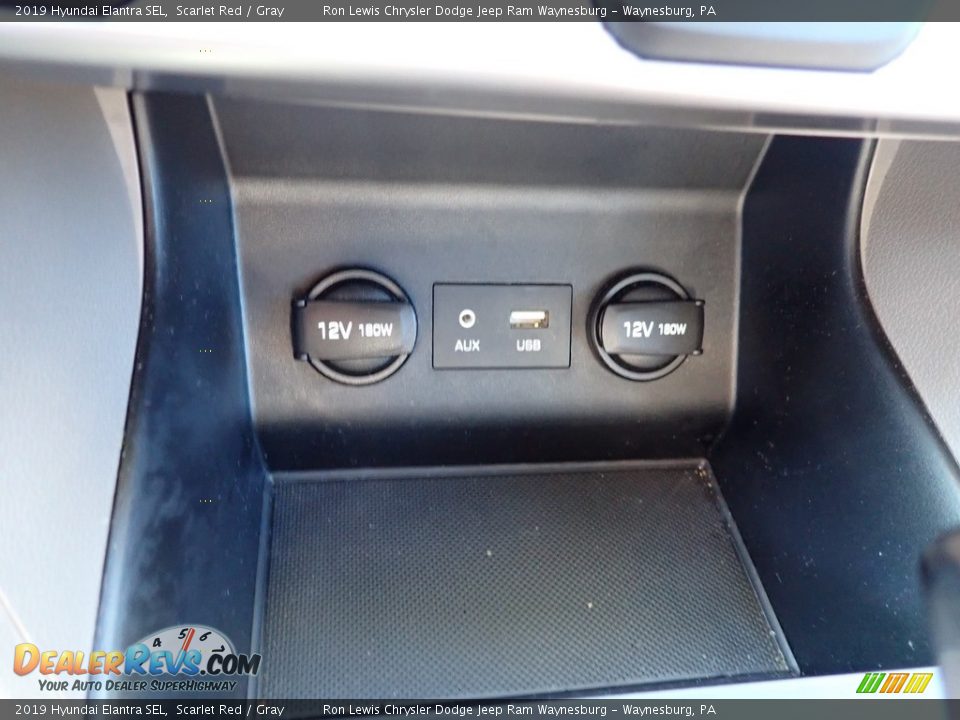 2019 Hyundai Elantra SEL Scarlet Red / Gray Photo #18