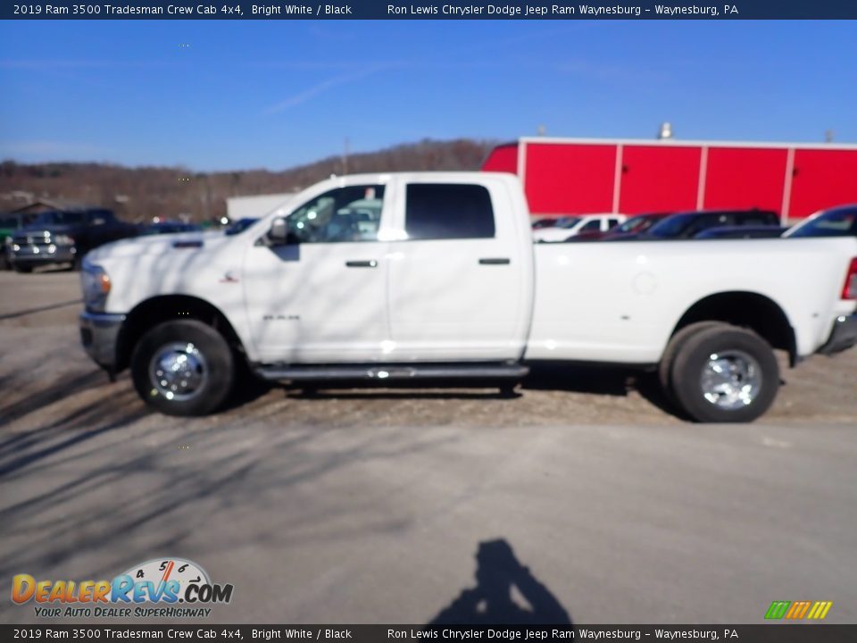 2019 Ram 3500 Tradesman Crew Cab 4x4 Bright White / Black Photo #2